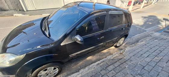 FORD FIESTA 1.6 MPI HATCH 8V FLEX 4P MANUAL